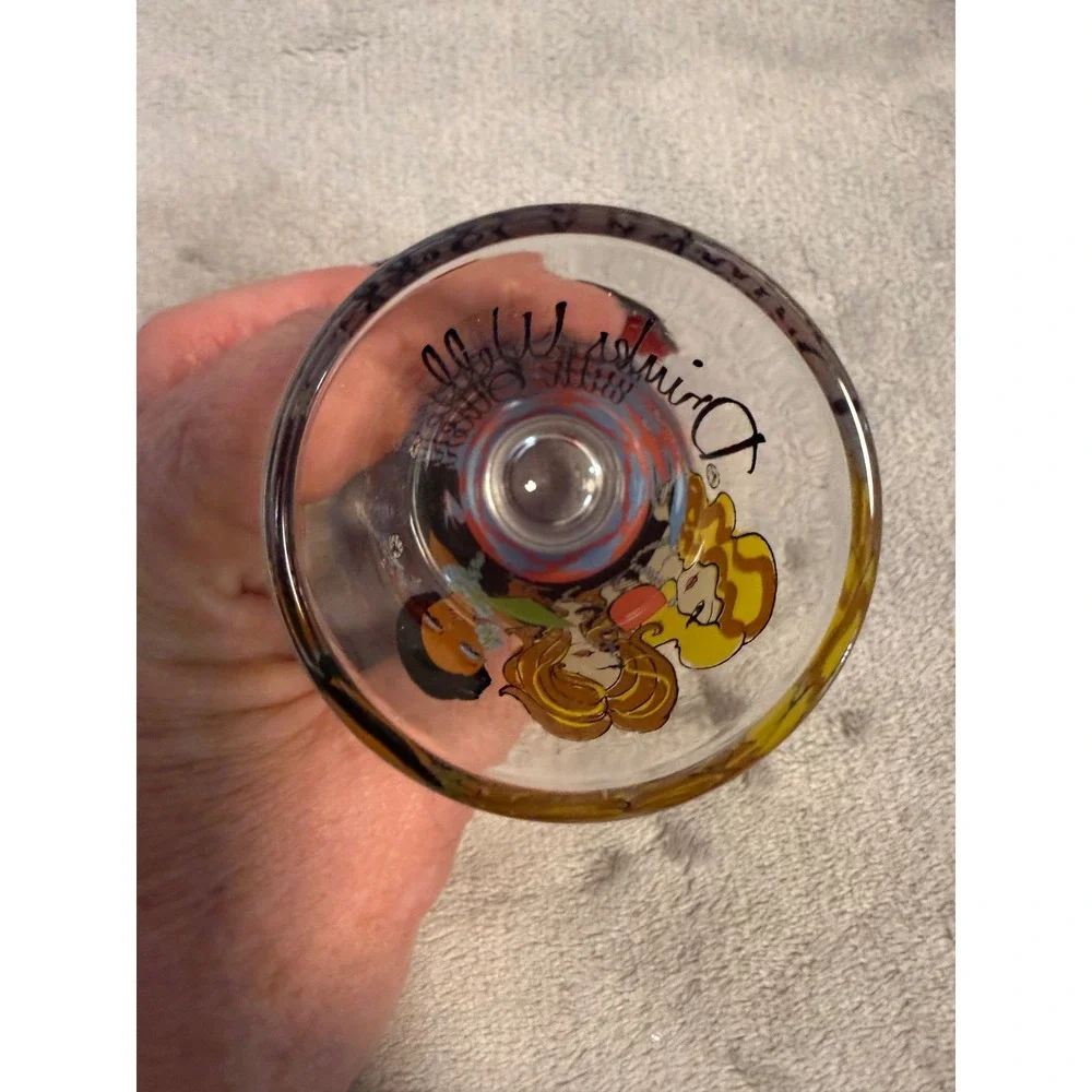 Vintage Drinks Well With Others Shot Glass Girls Night‎